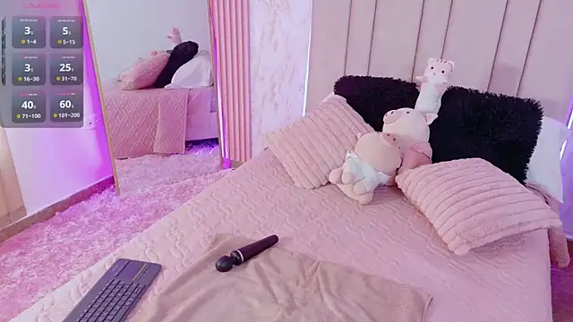 Snapshot of Hanaa_rosse chatting on 10-30-25, 01:23 Hanaa rosse online show from 10-30-25, 01:23