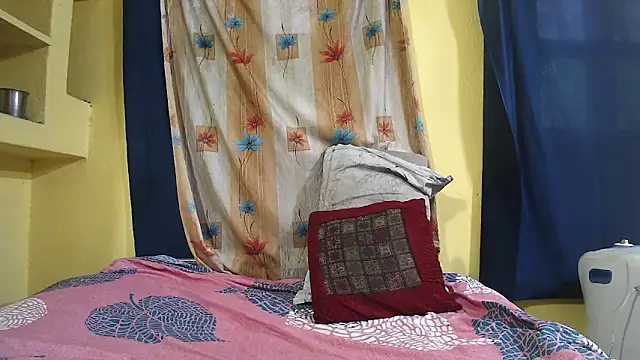 Snapshot of Cute_boy2000 chatting on 01-05-25, 11:04 Cute boy2000 online show from 01-05-25, 11:04