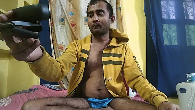 Snapshot of Cute_boy2000 chatting on 01-10-25, 07:25 Cute boy2000 online show from 01-10-25, 07:25