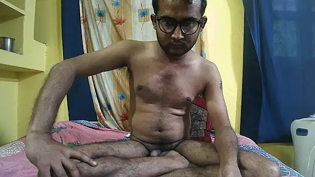 Snapshot of Cute_boy2000 chatting on 01-12-25, 09:40 Cute boy2000 online show from 01-12-25, 09:40