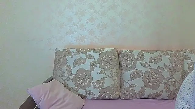 Snapshot of Adissana chatting on 12-19-24, 05:51 Adissana online show from 12-19-24, 05:51