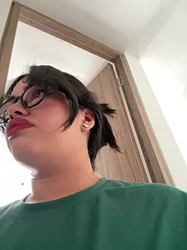 Snapshot of andra_rose chatting on 01-12-25, 06:38 andra rose online show from 01-12-25, 06:38