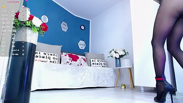 Aphrodite Amely online show from 02-19-26, 04:03