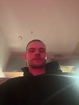 Z1uk online show from 02-25-26, 01:04