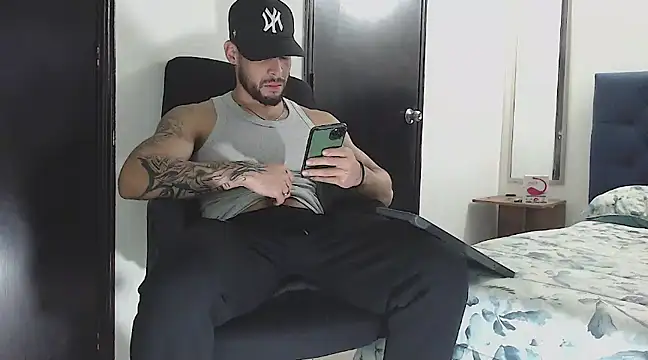 Snapshot of danielconor_26 chatting on 12-20-24, 12:19 danielconor 26 online show from 12-20-24, 12:19