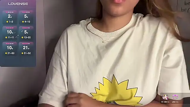 Snapshot of Queen_Sakhi chatting on 02-01-25, 04:44 Queen Sakhi online show from 02-01-25, 04:44