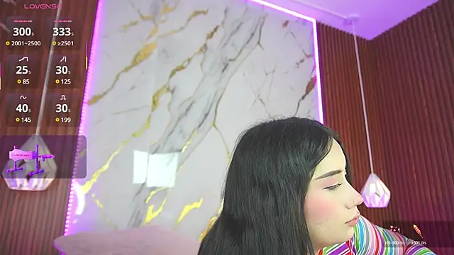 haylie  online show from 02-28-25, 06:43