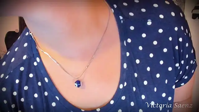 victoriaasaenz  online show from 02-25-25, 12:58