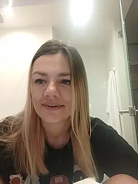 KrissSexi online show from 11-10-25, 05:17