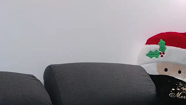 Snapshot of elsiemacks chatting on 12-08-24, 11:19 elsiemacks online show from 12-08-24, 11:19