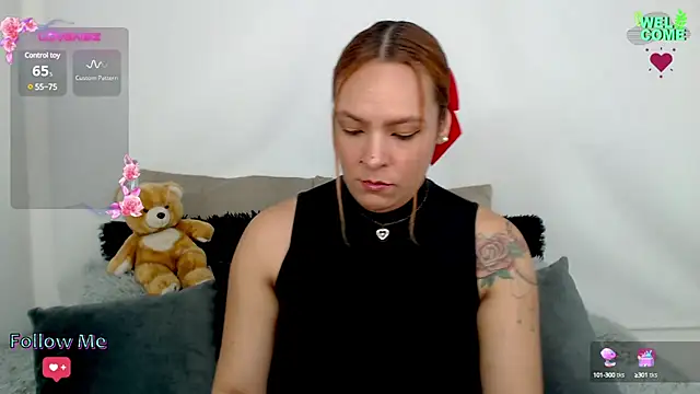 Snapshot of Bianca____ chatting on 01-17-25, 10:45 Bianca online show from 01-17-25, 10:45