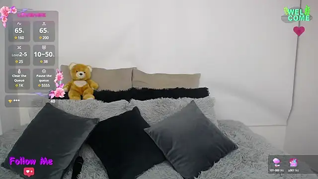 Snapshot of Bianca____ chatting on 01-25-25, 02:04 Bianca online show from 01-25-25, 02:04