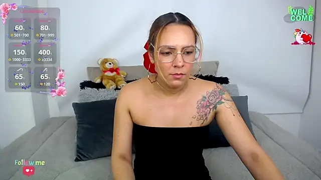 Snapshot of Bianca____ chatting on 03-03-25, 08:32 Bianca online show from 03-03-25, 08:32