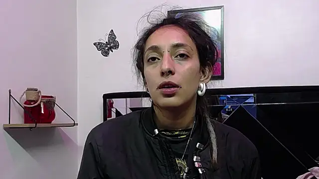 Snapshot of ORIANNA_BODMOD chatting on 02-28-25, 04:54 ORIANNA BODMOD online show from 02-28-25, 04:54