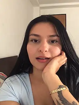 Snapshot of Lolitah__69 chatting on 01-22-25, 01:42 Lolitah  69 online show from 01-22-25, 01:42