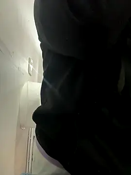 ZiaCalifa online show from 11-20-25, 09:42