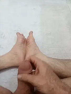 Hardapple01 online show from 12-10-24, 06:17