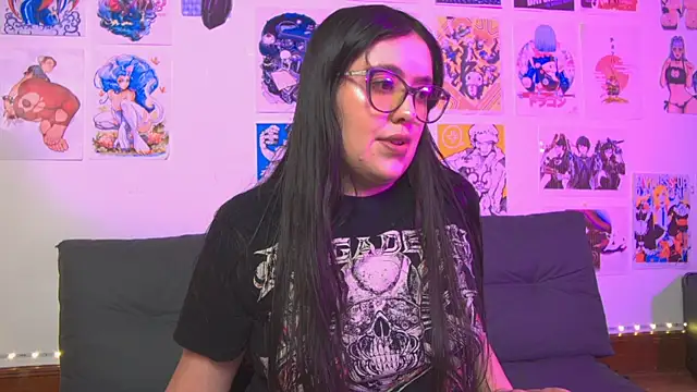 Snapshot of snowblack_ chatting on 01-31-25, 02:28 snowblack  online show from 01-31-25, 02:28