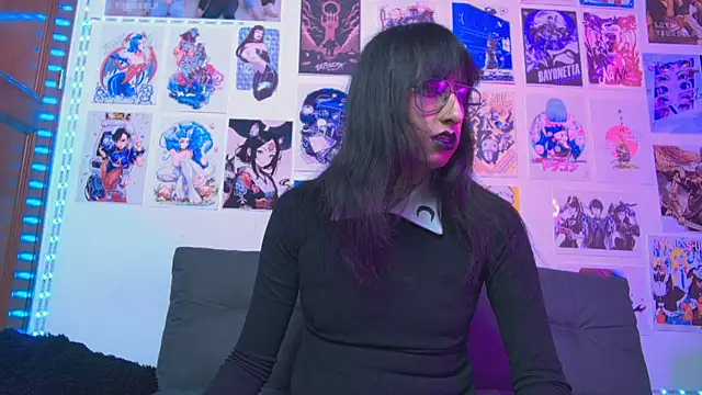 Snapshot of snowblack_ chatting on 02-08-25, 03:00 snowblack  online show from 02-08-25, 03:00