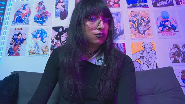 Snapshot of snowblack_ chatting on 02-09-25, 05:29 snowblack  online show from 02-09-25, 05:29