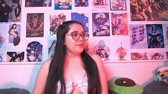 Snapshot of snowblack_ chatting on 02-15-25, 11:17 snowblack  online show from 02-15-25, 11:17