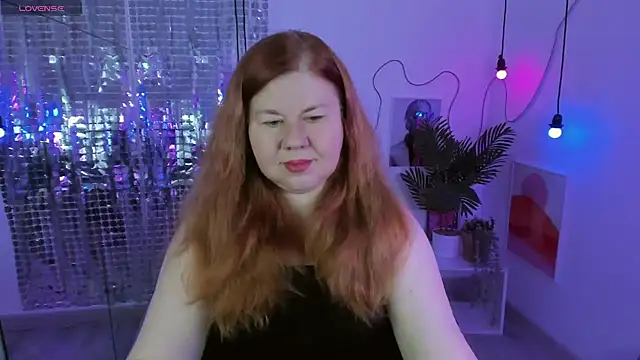 Mrs Emilia online show from 12-12-24, 02:00