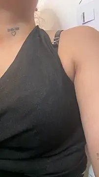 LunaBaker-1 online show from 03-05-26, 05:47