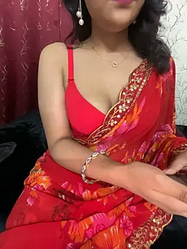 Snapshot of LuscousPussy chatting on 03-02-25, 04:21 LuscousPussy online show from 03-02-25, 04:21