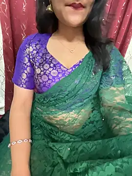 Snapshot of LuscousPussy chatting on 03-07-25, 02:01 LuscousPussy online show from 03-07-25, 02:01