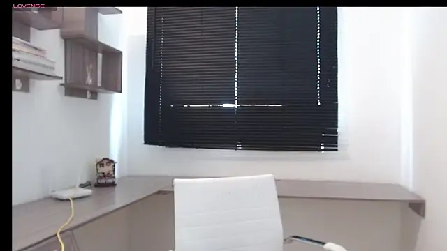 MIYESSI online show from 02-22-25, 07:47