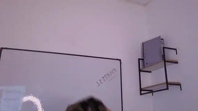 Isabella lt online show from 02-21-26, 11:00