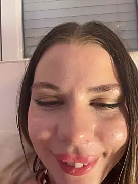 Snapshot of KittyKatyDream chatting on 01-29-25, 10:53 KittyKatyDream online show from 01-29-25, 10:53