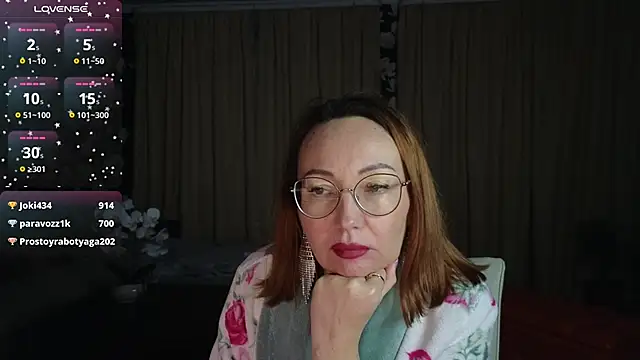 Snapshot of LybovNTV chatting on 03-10-25, 02:06 LybovNTV online show from 03-10-25, 02:06