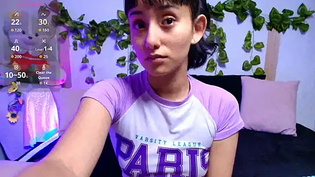 tati cardenas online show from 11-23-25, 04:34