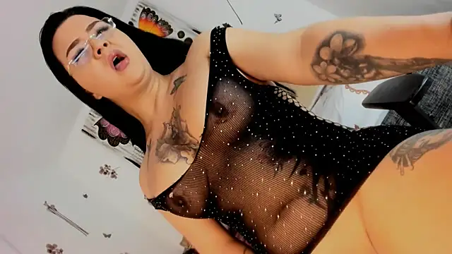 Alexamonstercocktsx online show from 01-03-25, 04:33