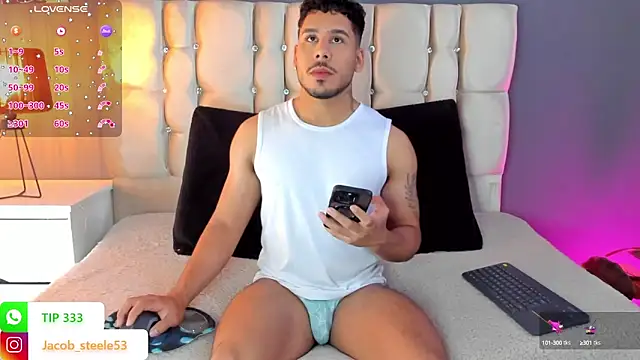 Snapshot of Jacob_Steele53 chatting on 09-19-25, 08:20 Jacob Steele53 online show from 09-19-25, 08:20