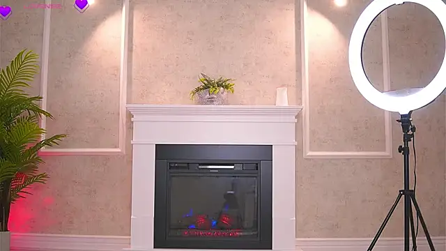 Abbela White online show from 11-21-25, 05:17