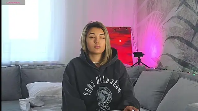 Snapshot of lily__foster chatting on 12-14-24, 07:07 lily foster online show from 12-14-24, 07:07