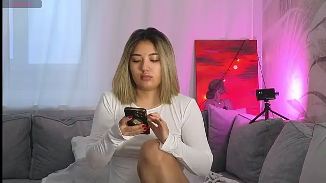 Snapshot of lily__foster chatting on 01-14-25, 06:56 lily foster online show from 01-14-25, 06:56