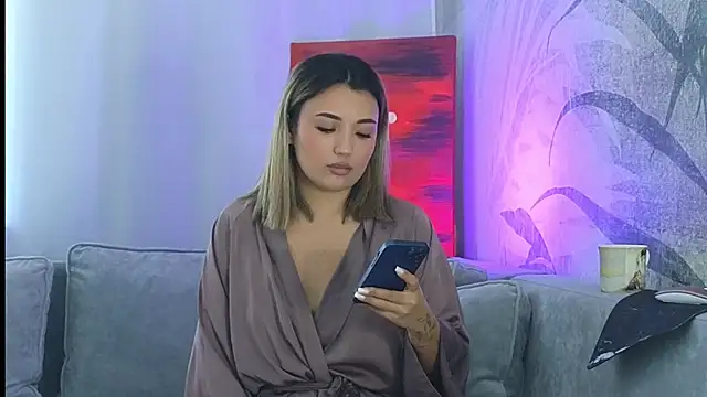 Snapshot of lily__foster chatting on 02-26-25, 01:41 lily foster online show from 02-26-25, 01:41