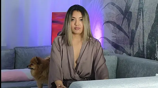 Snapshot of lily__foster chatting on 03-05-25, 03:18 lily foster online show from 03-05-25, 03:18