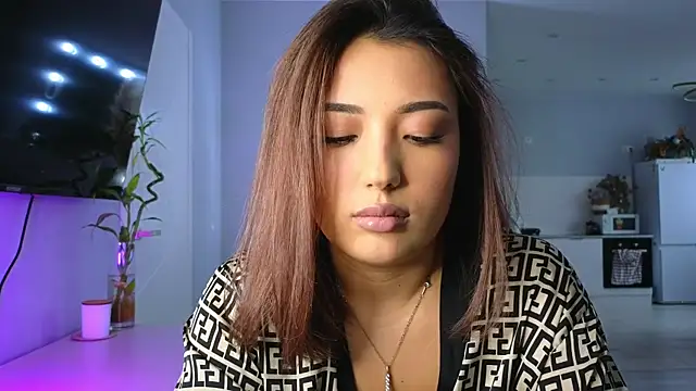 Snapshot of lily__foster chatting on 03-23-25, 05:32 lily foster online show from 03-23-25, 05:32