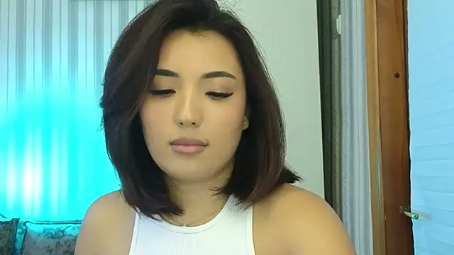 Snapshot of lily__foster chatting on 09-09-25, 10:37 lily foster online show from 09-09-25, 10:37