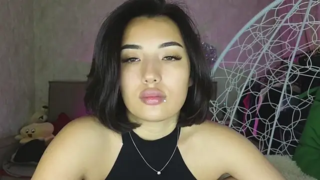 Snapshot of lily__foster chatting on 10-22-25, 06:46 lily foster online show from 10-22-25, 06:46