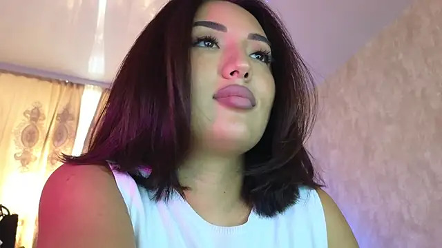 Snapshot of lily__foster chatting on 01-18-26, 07:23 lily foster online show from 01-18-26, 07:23