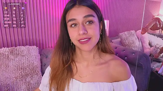 Emiily Scott1 online show from 01-15-25, 06:19