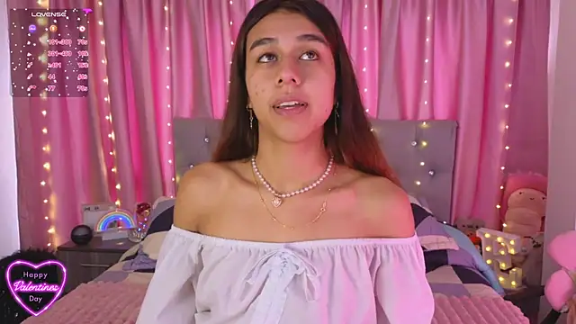 Emiily Scott1 online show from 02-17-25, 02:37