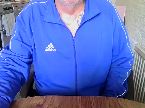 Snapshot of daddyflash chatting on 02-10-26, 11:58 daddyflash online show from 02-10-26, 11:58