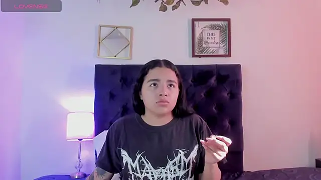 aliice walker  online show from 02-18-25, 01:11