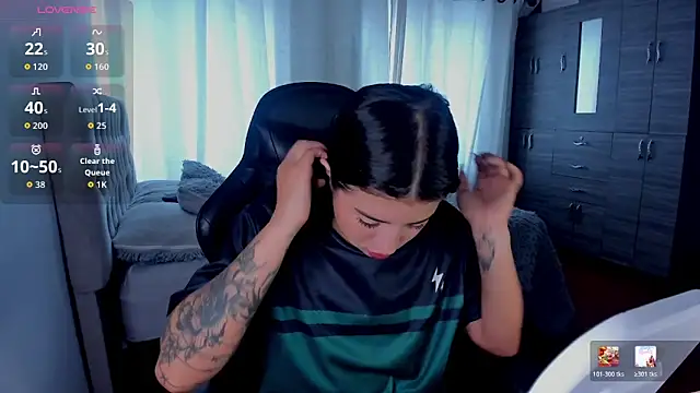 aliice walker  online show from 03-12-26, 03:40